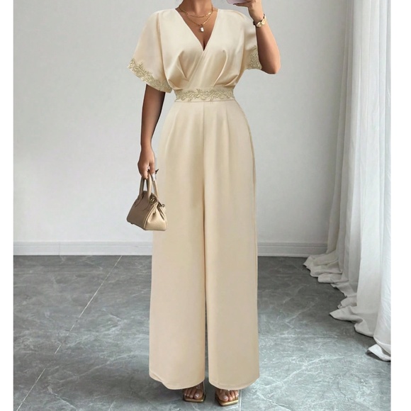 Classic V neck Floral lace Short Sleeve Stretchy Waist Wide Leg Jumpsuit - Picture 6 of 10